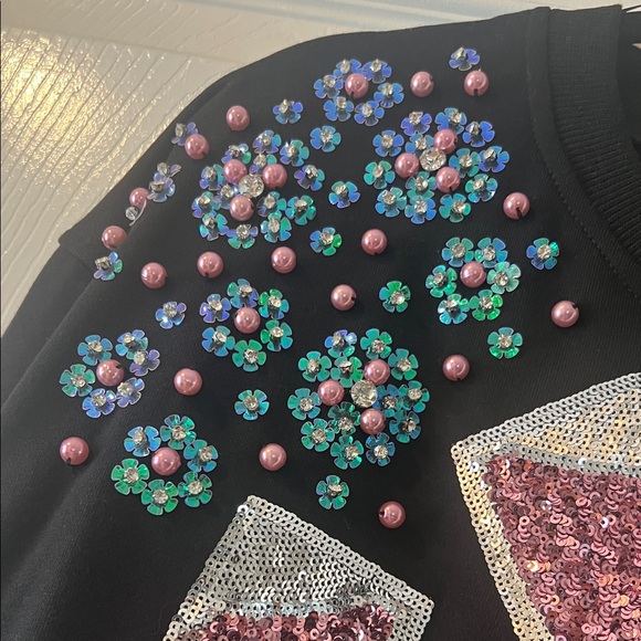 🩷Black Sequin Champagne Sweatshirt NWOT!🩷 - Picture 3 of 9